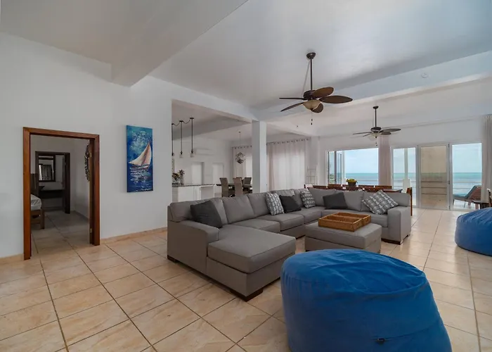 Bella Mar- Oceanfront By Floreo Holiday home *