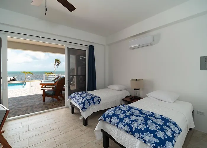Bella Mar- Oceanfront By Floreo Holiday home