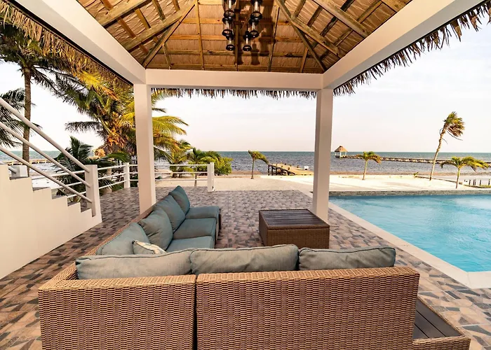 Bella Mar- Oceanfront By Floreo Holiday home
